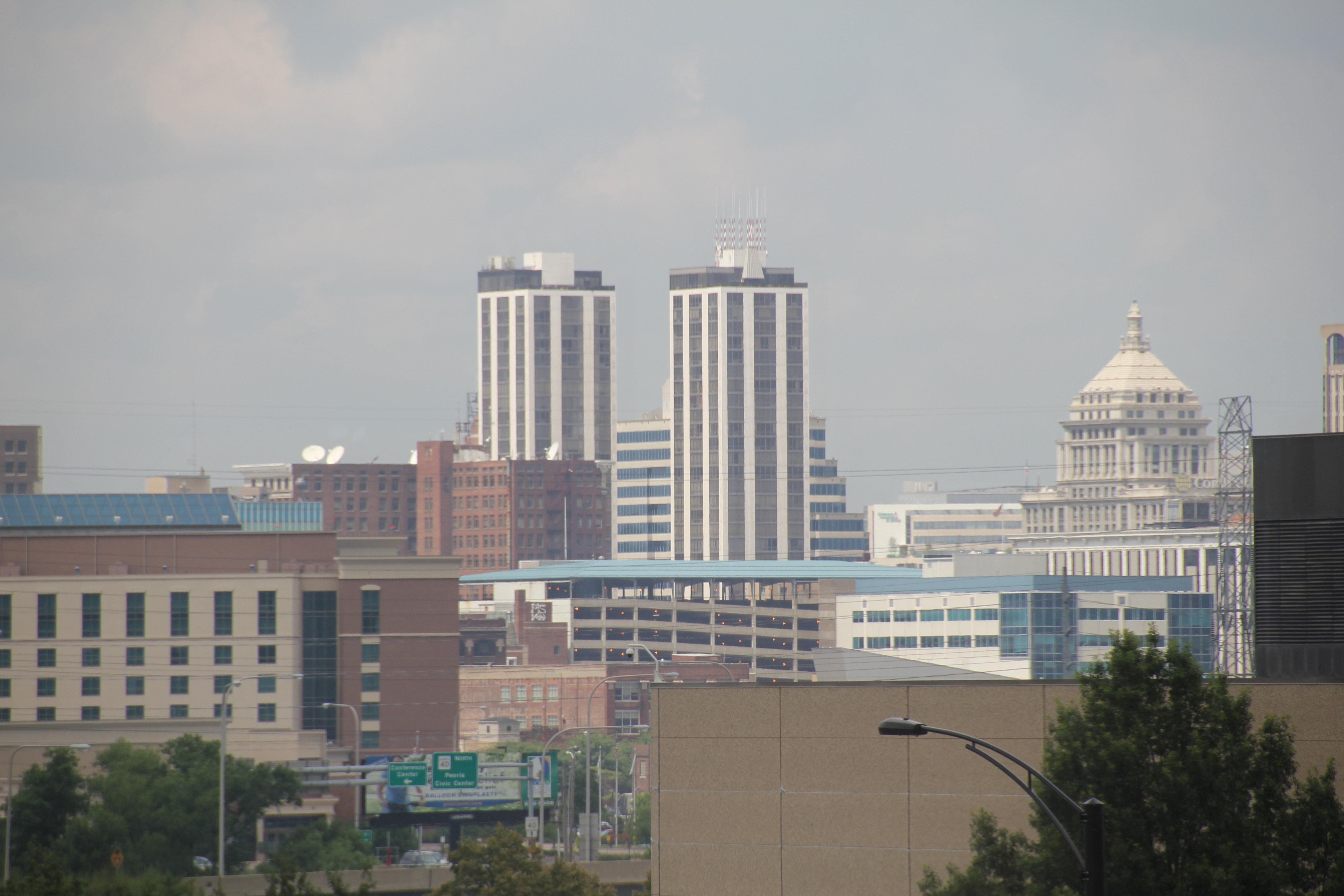 Holiday Inn And Suites East Peoria, An Ihg Hotel Exterior photo